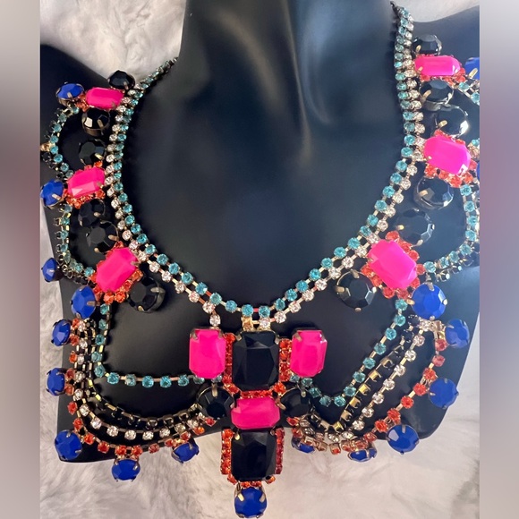 ALDO Statement Necklace with Mixed Gemstones and Rhinestones in Gold Base Tone - Picture 4 of 9